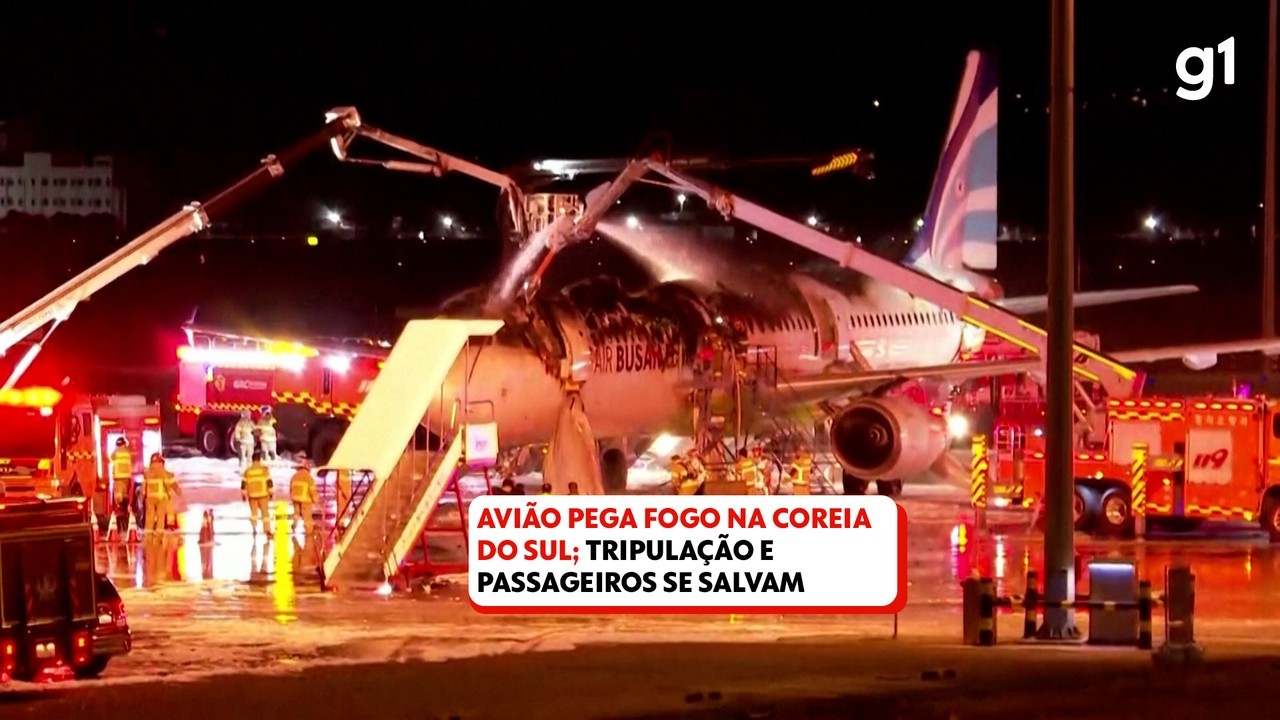 Avião pega fogo na Coreia do Sul, mas passageiros e tripulação conseguem se salvar; VÍDEO e FOTOS