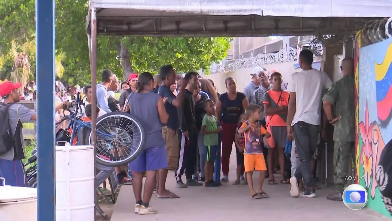 Migrantes venezuelanos ficam sem banheiros e até água potável após Trump cortar verba de fundo: 'Única coisa que tínhamos'